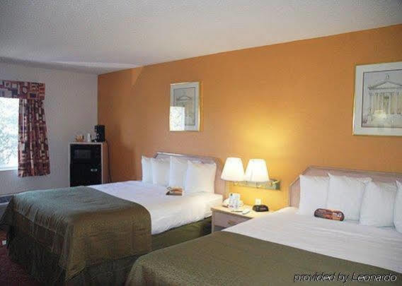 Quality Sarasota I-75 Inn 2*